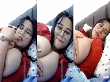 Acha Tobrut Baju Merah Goyang Ranjang Hot 2026
