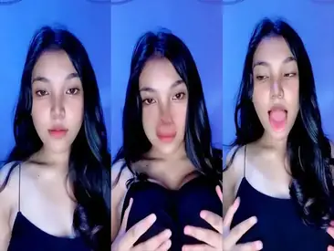 Laras Bali Tiktokers Cantik Viral Ngentot Ganas Di Kasur