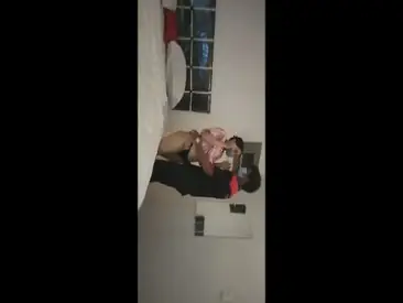 Pertama Kali Ngewe Cewek Panggilan Masih Malu Kost