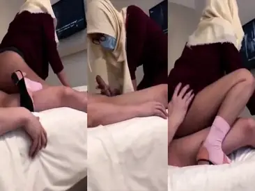 Ukhti Jilbab Minta Pijat Malah Bersetubuh Liar 2026